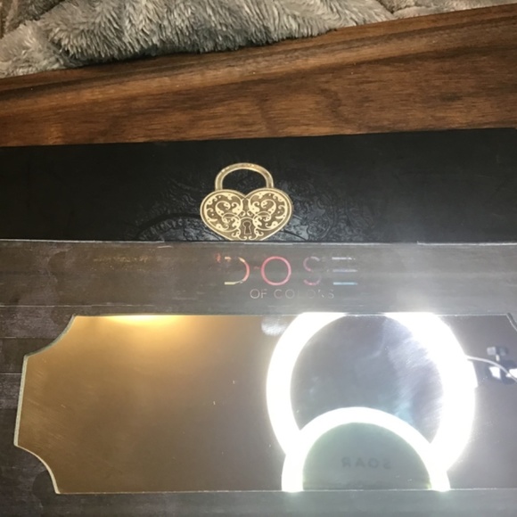 Dose of Colours hidden treasures pallet - Picture 2 of 8